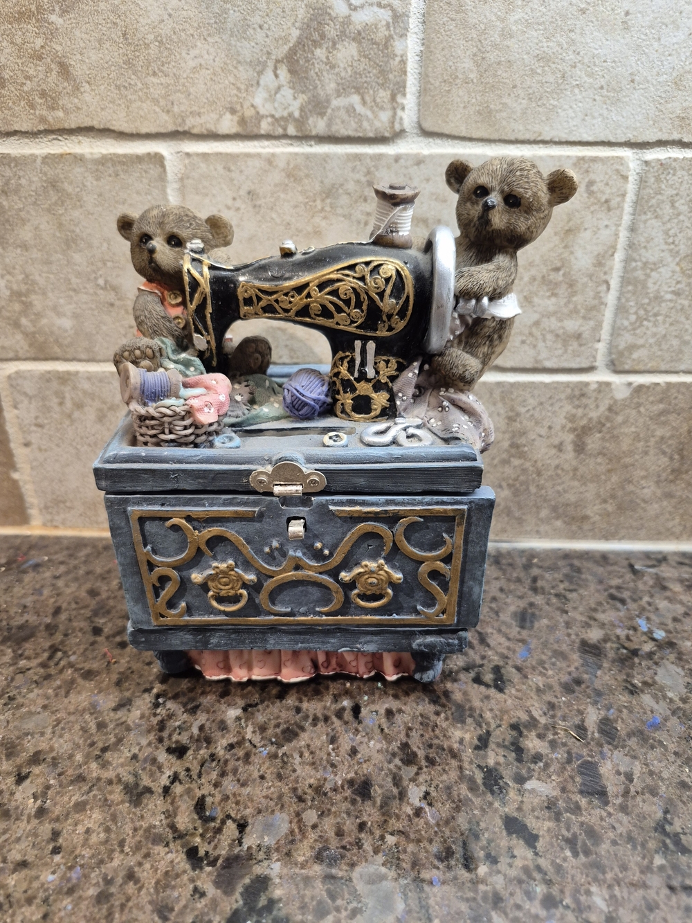 Vintage Bears And Sewing Machine Figurine Piggy Bank NO KEY‎